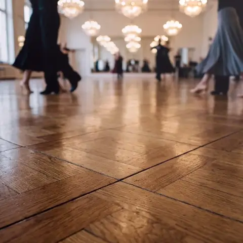 Spielt Laut – Ballett- und Urban Styles